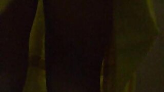 UT_083#Chick in a yellow skirt saw me, but I managed to see her treasure. I couldn't see the