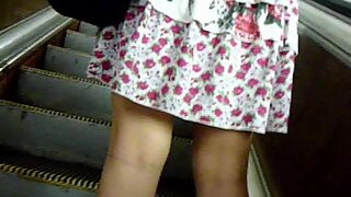 UT_1846#Girlie in short white sun-dress. A wonderful model for upskirt porn pics. Nice butt i