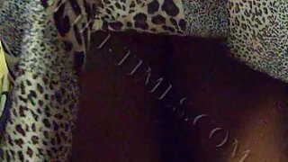 UT_621#I met a brunette in long dress! The draught helped me and I could raise her long skir