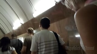 UT_3516#I continued to follow the girl from the previous video. I wanted to shoot another ups