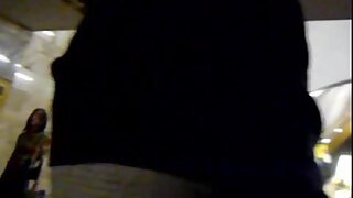 UT_1568#Finally, she's left the car and I've chased her. I've made several extra close-up gir