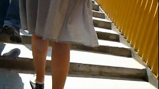 UT_958#Another lady in grey skirt. It took me a while to choose the right moment and finally
